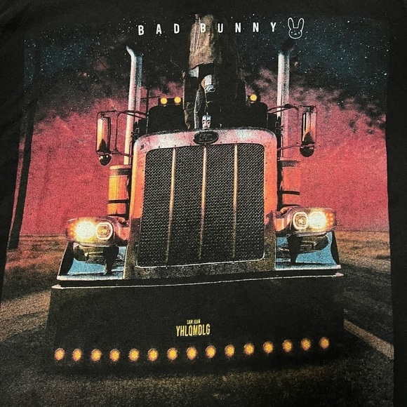 Bad Bunny YHLQMDLG Tee Size Small - Picture 2 of 5